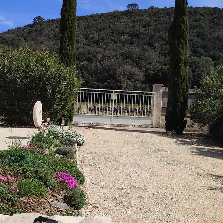 Le De Montagnac Hébergement de vacances